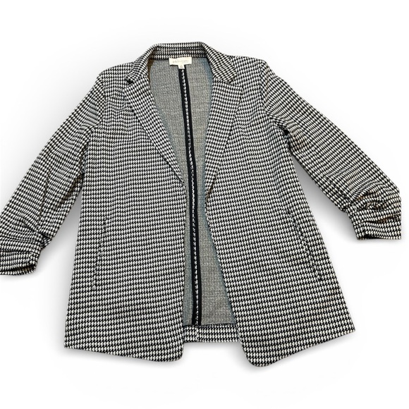 Philosophy Jackets & Blazers - Philosophy Houndstooth Women’s Blazer/Jacket w/Ruched Sleeve Detail
